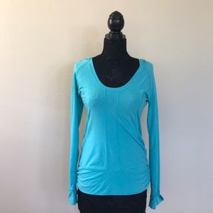 Zella long sleeve hooded shirt